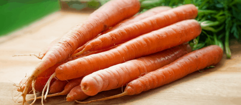 Hutspot recept met zoete aardappelen? Dit is de lekkerste! 1 hutspot recept wortelen 800x350px