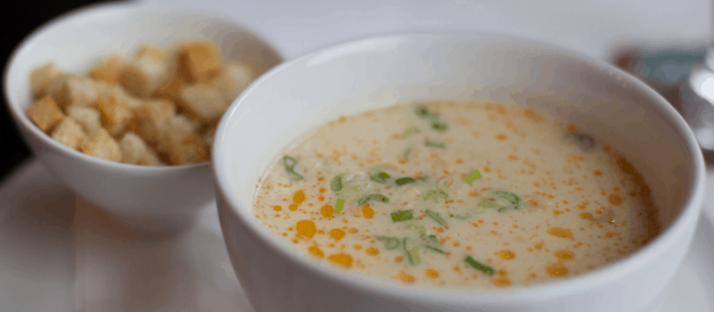 Zelf vegetarische mosterdsoep maken? Heerlijk recept voor pittige mosterdsoep met prei