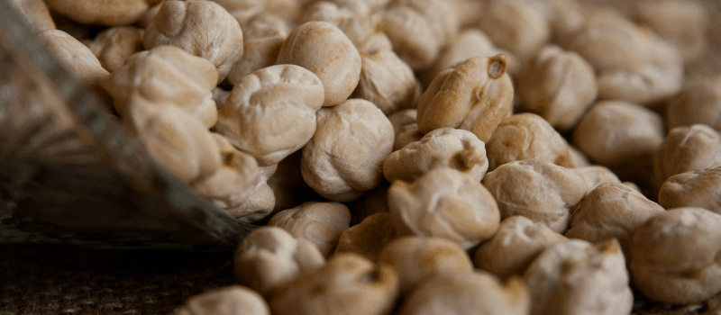 Zelf hummus maken? Gebruik dit gezonde en eenvoudige recept eens! 1 Zelf hummus maken met kikkererwten 800x350px