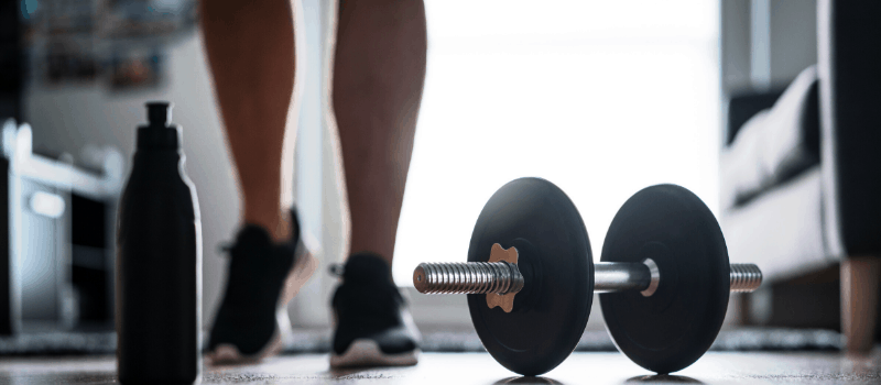 Hoe word je breder zonder sportschool? Het kan! Top 5 Oefeningen! 1 Benodigdheden voor thuis trainen (1)