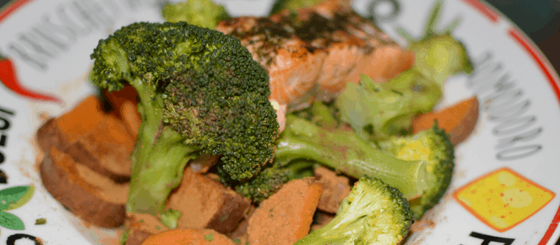Zoete aardappel met zalm en broccoli? Heerlijk en gezond recept! 1 Welke voordelen bevat zoete aardappel
