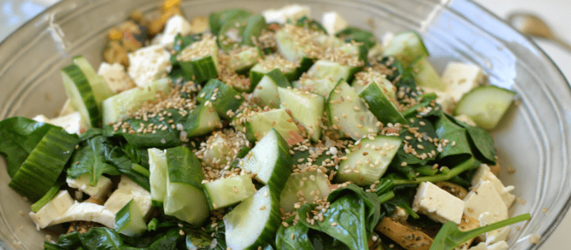 Quinoa salade met komkommer? Super snel klaar en lekker!