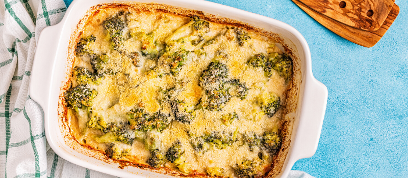 Ovenschotel met prei en kip? Heerlijk smaakvol, mals en krokant!