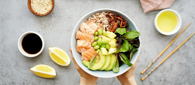 Poké bowl koolhydraatarm maken