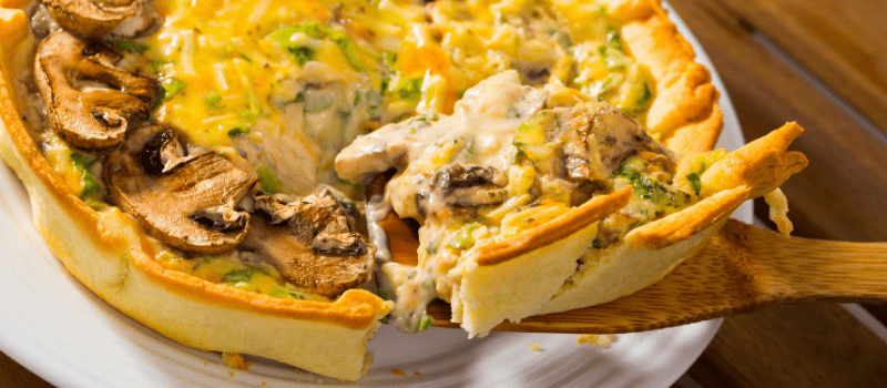 Pittige gehakt quiche? Tunesische hartige taart met gesmolten kaas!