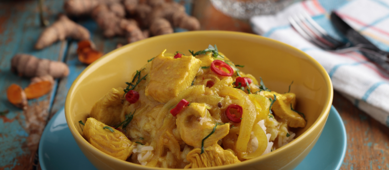 Indiase curry schotel met kip? Stimuleert immuunsysteem en ontgiftend!