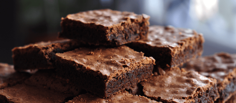 Smeuige brownies? Heerlijk met roomkaas en noten brownies!