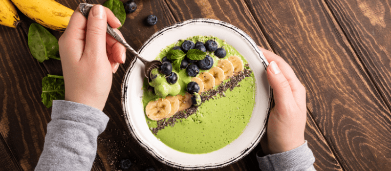 Smootiebowl? Wie kent hem niet heerlijke boost aan vitamine en lekker! 1 Smootiebowl maken