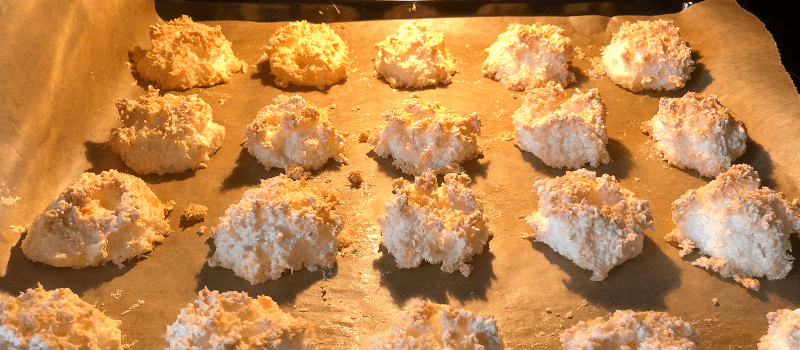Kokosmakronen recept? Heerlijk snelle zoete versnapering om te genieten! 1 Kokosmakronen recept maken