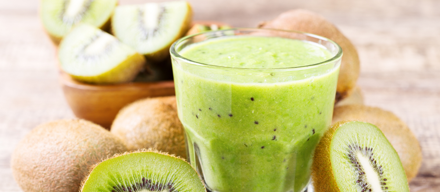 Smoothie met kiwi maken