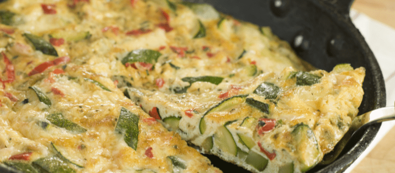 Italiaanse ovenschotel met kip: Ovenheerlijke met paprika, tomaat en kaas!