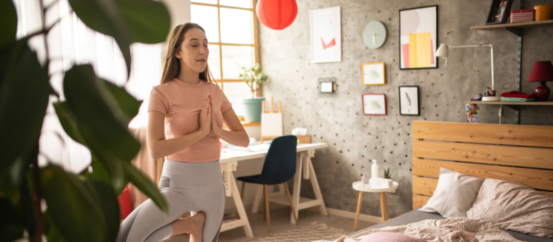 Yoga voor beginners thuis: Hierin leer je de basisoefeningen van yoga! 6 Eindoordeel aanrader of niet