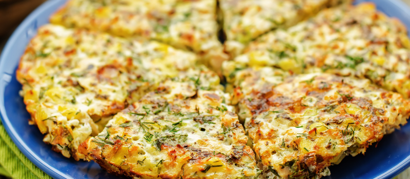 Frittata met kip: Krokante kiptaart vol met vitamines en extra groenten!