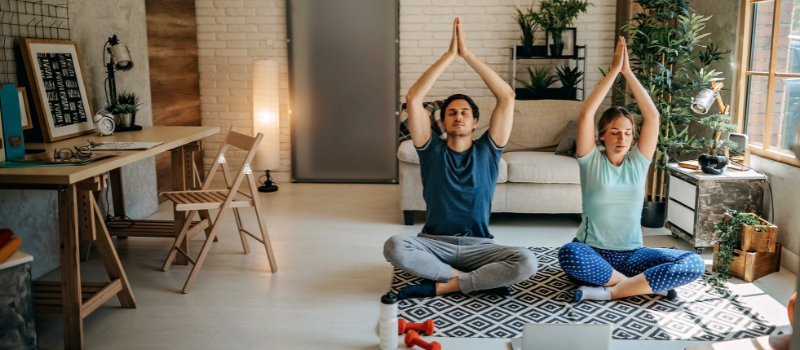 Yoga voor beginners thuis: Hierin leer je de basisoefeningen van yoga! 1 Wat is Yoga Stap Voor Stap