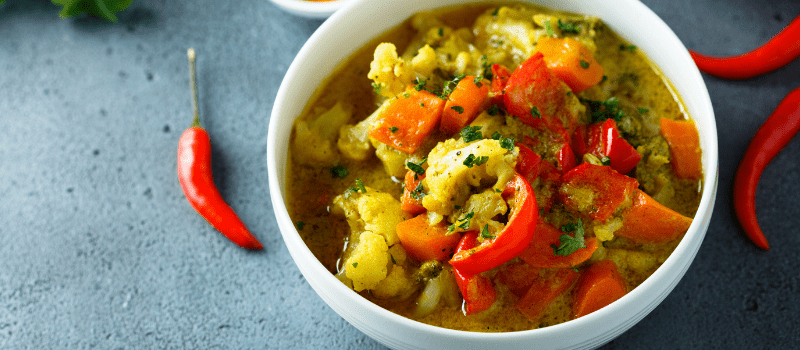 Groente curry: Bijzondere twist, populaire groenten broccoli en bloemkool!