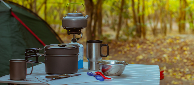 Pannenset camping: kies hier de Beste Top 5 voor jou gemak!