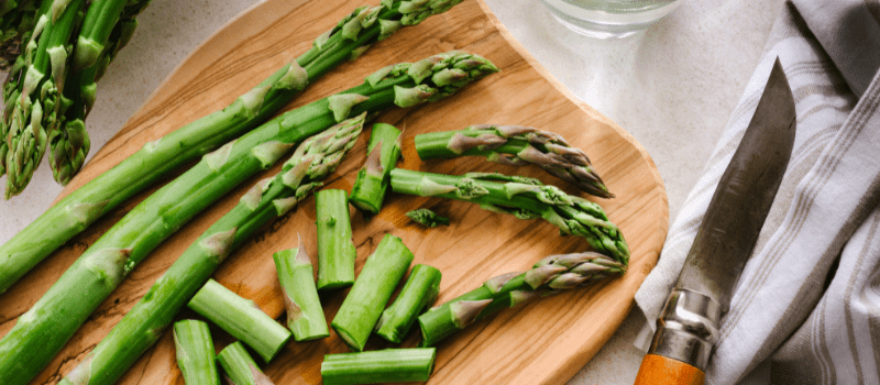 Groene asperges recept: Snelle Paleo ovenschotel met groene asperges