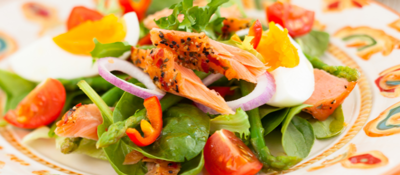 Koolhydraatarme salade: fris, méga gezond en boordevol